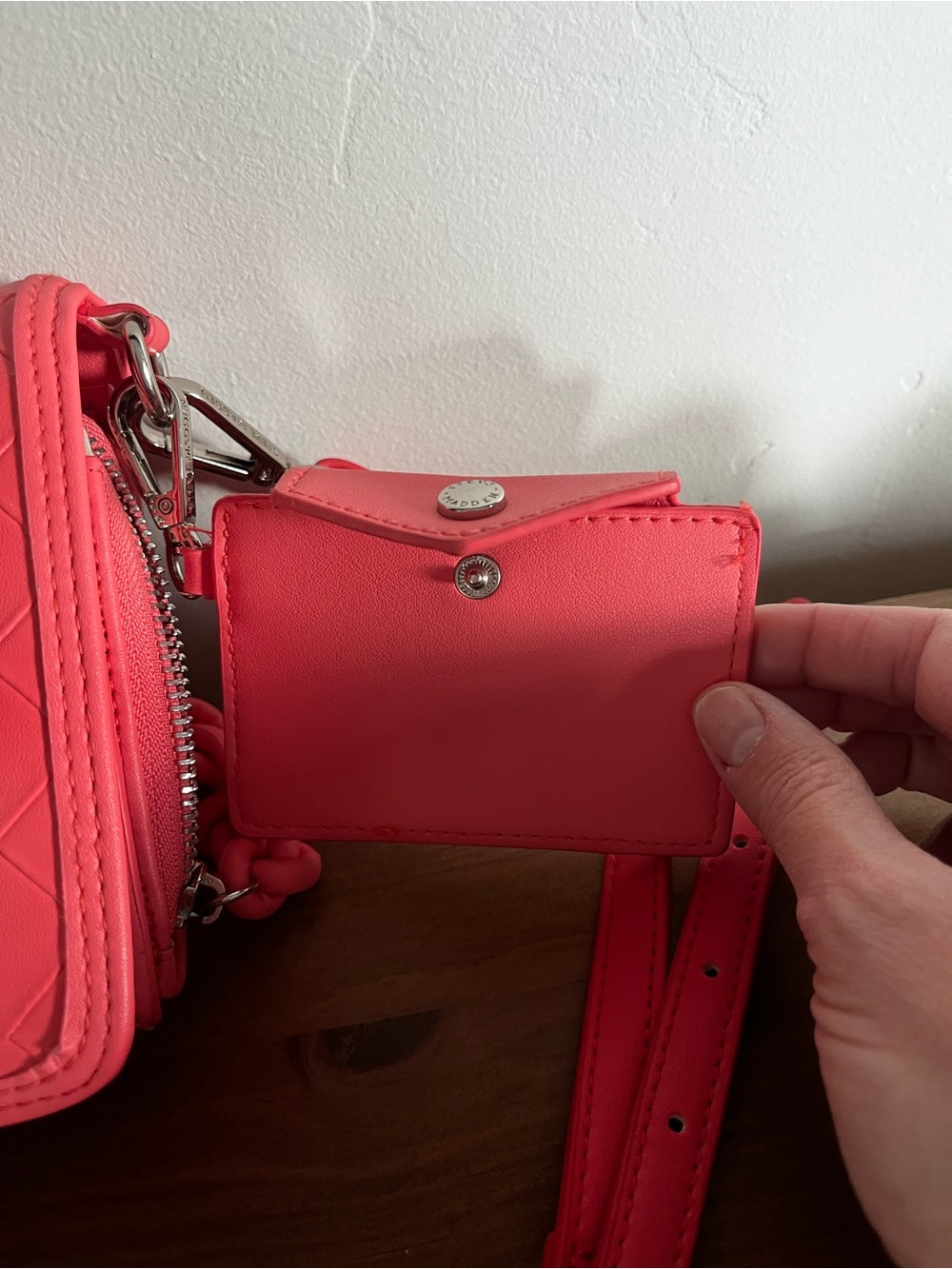 Steve Madden Quilted Pink Crossbody with Adjustable Strap - Picture 4 of 7